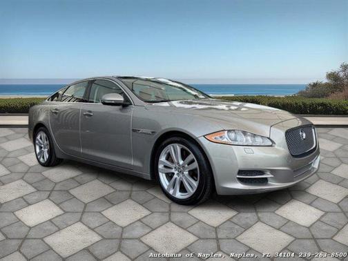 2011 Jaguar XJ Base