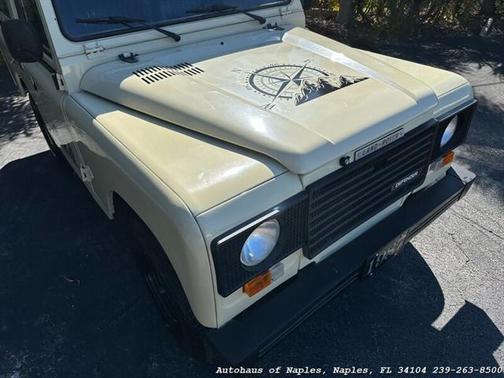 1987 Land Rover Defender 90