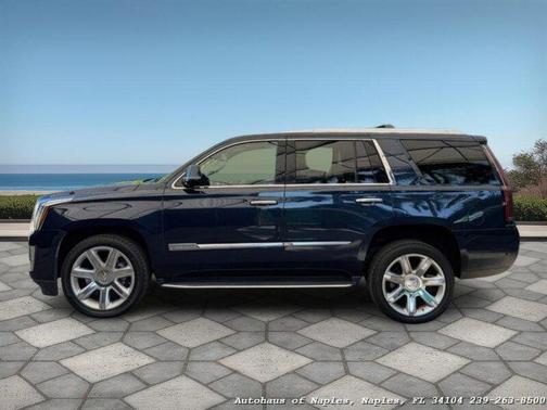 2017 Cadillac Escalade Luxury