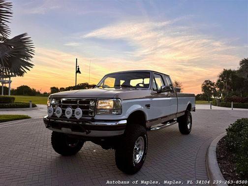 White 1997 Ford F-250 XL