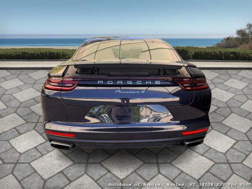 2020 Porsche Panamera 4