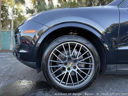 2020 Porsche Cayenne Base (Tiptronic)