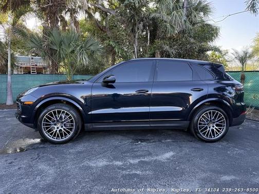 2020 Porsche Cayenne Base (Tiptronic)