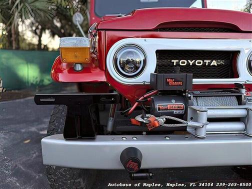 1975 Toyota Land Cruiser Base
