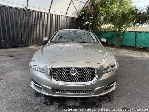 2011 Jaguar XJ Base