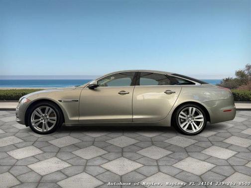 2011 Jaguar XJ Base