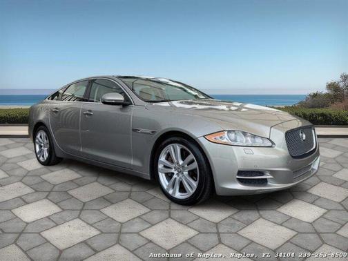 2011 Jaguar XJ Base