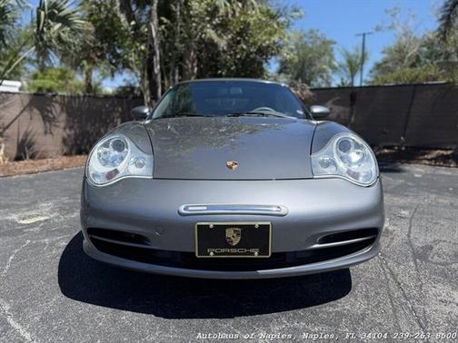2003 Porsche 911 Carrera 4