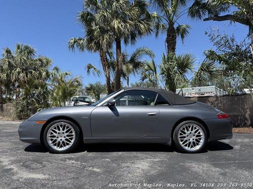 2003 Porsche 911 Carrera 4