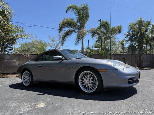 2003 Porsche 911 Carrera 4