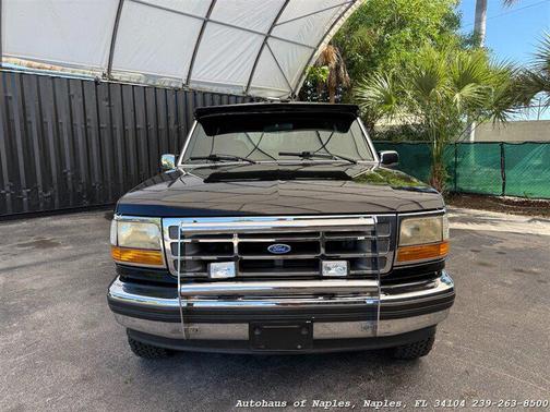 1992 Ford Bronco XLT