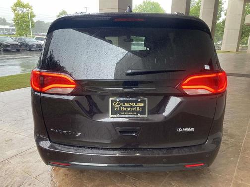 2018 Chrysler Pacifica Touring Plus