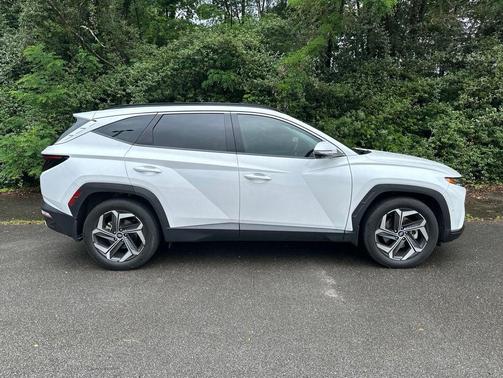 Serenity White Pearl 2023 Hyundai TUCSON Limited
