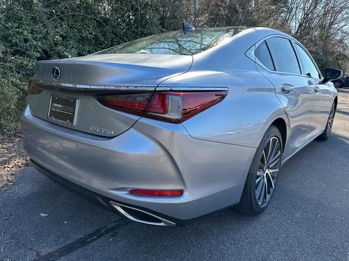2024 Lexus ES 350 Premium