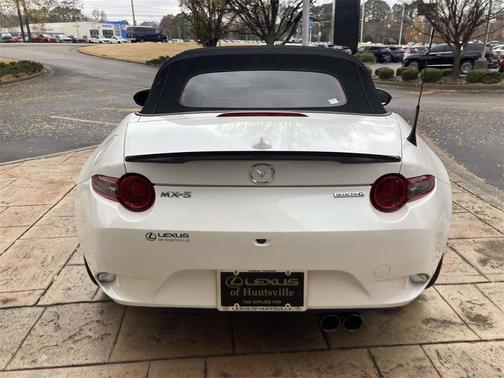 2022 Mazda MX-5 Miata Grand Touring