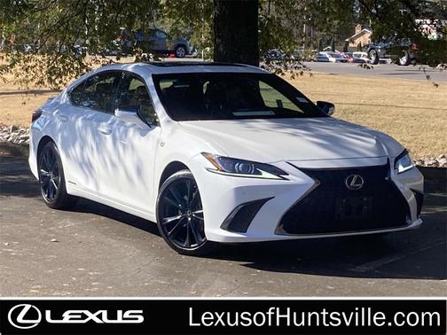 2022 Lexus ES 300h F SPORT