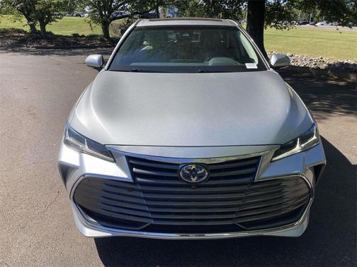 2019 Toyota Avalon Hybrid Limited