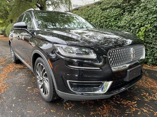 2019 Lincoln Nautilus Reserve