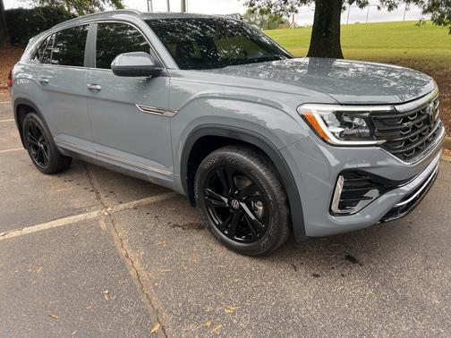 2024 Volkswagen Atlas Cross Sport 2.0T SEL