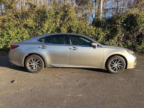 2016 Lexus ES 350 Base