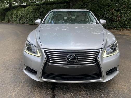 2016 Lexus LS 460 Base