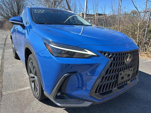 2023 Lexus NX 450h+ Luxury