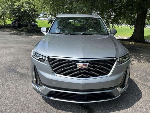 Argent Silver Metallic 2024 Cadillac XT6 Premium Luxury FWD