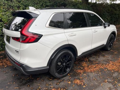 2023 Honda CR-V Hybrid Sport Touring AWD