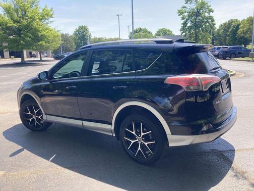 Black 2018 Toyota RAV4 SE