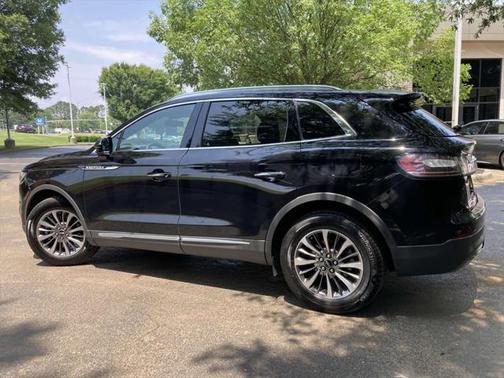2020 Lincoln Nautilus Reserve