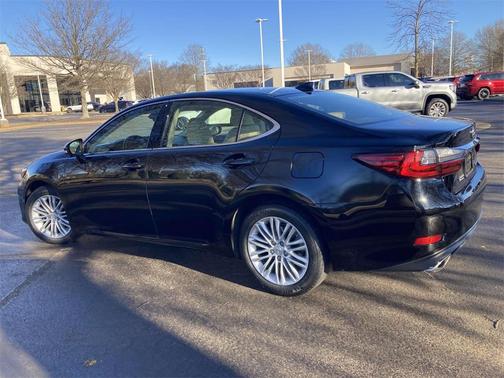 2017 Lexus ES 350 Base