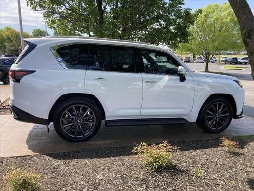 2025 Lexus LX 700h F SPORT
