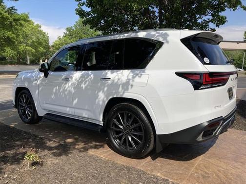 2025 Lexus LX 700h F SPORT