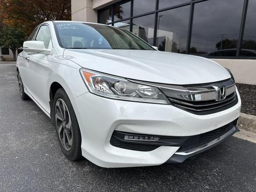 2017 Honda Accord EX-L w/Navigation & Honda Sensing