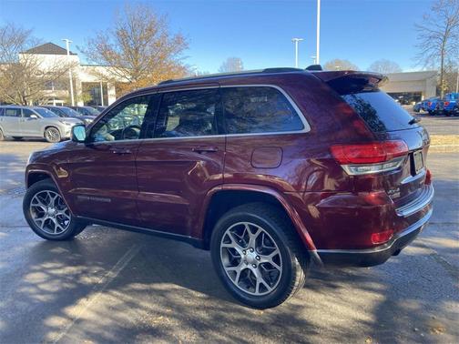 2018 Jeep Grand Cherokee Sterling Edition