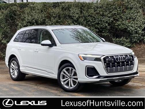 2025 Audi Q7 45 Premium Plus