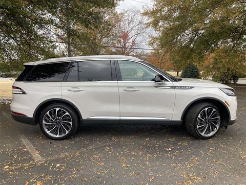 2025 Lincoln Aviator Reserve AWD