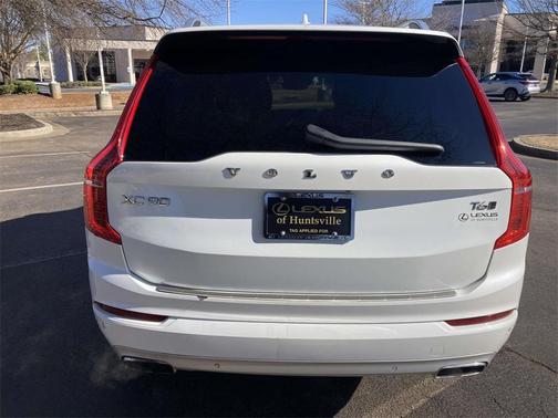 2019 Volvo XC90 T6 Momentum