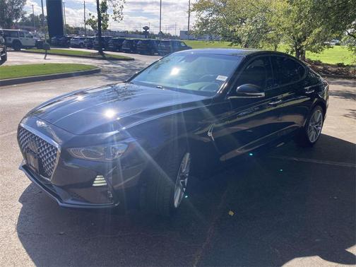 2020 Genesis G70 2.0T RWD