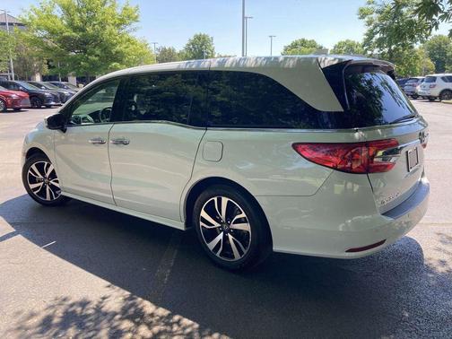 Platinum White Pearl 2020 Honda Odyssey Elite