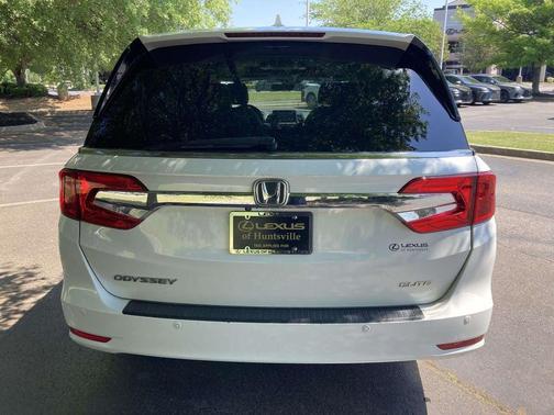 Platinum White Pearl 2020 Honda Odyssey Elite
