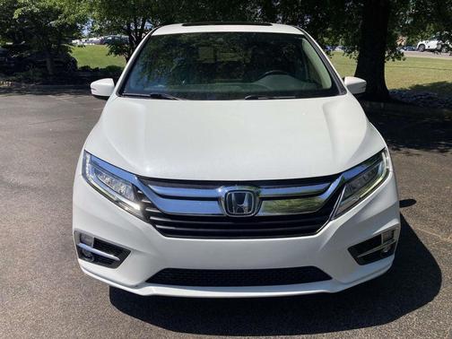 Platinum White Pearl 2020 Honda Odyssey Elite