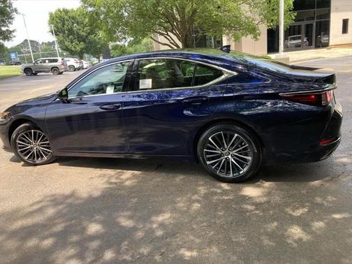 2025 Lexus ES 350 Base