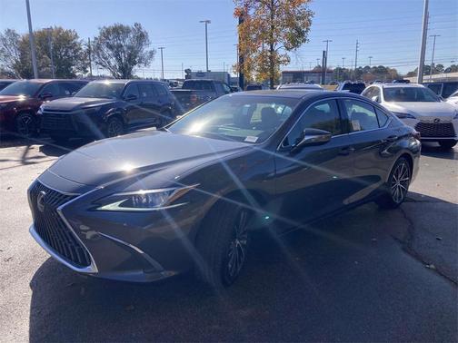 2025 Lexus ES 350 Base