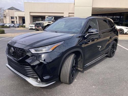2024 Toyota Highlander XSE