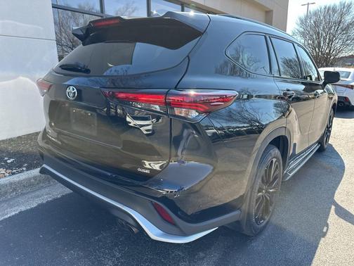2024 Toyota Highlander XSE