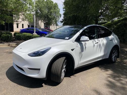 2024 Tesla Model Y Long Range Dual Motor All-Wheel Drive