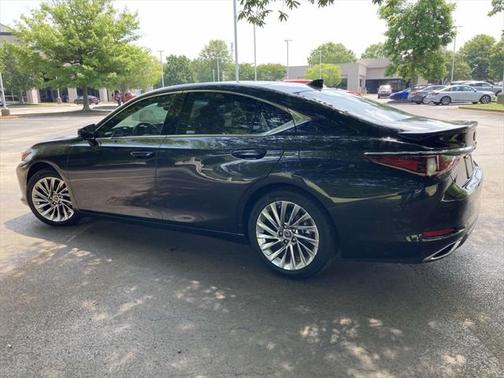 2022 Lexus ES 350 Ultra Luxury