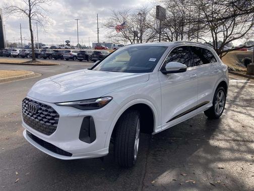 2025 Audi Q5 Premium Plus TFSI quattro S tronic