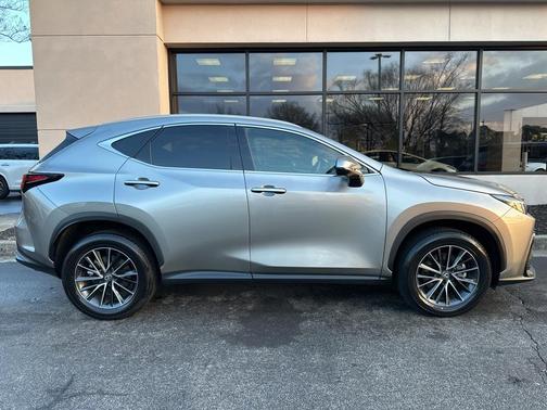 2025 Lexus NX 350h Premium